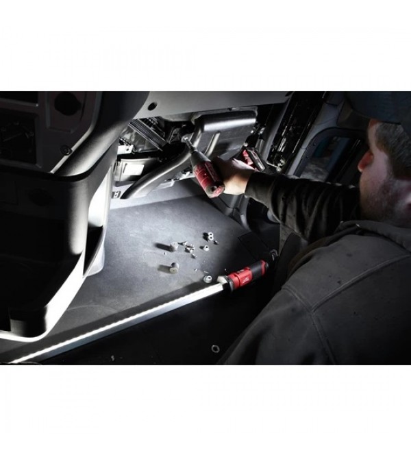 Baladeuse led pour capot M12 Milwaukee